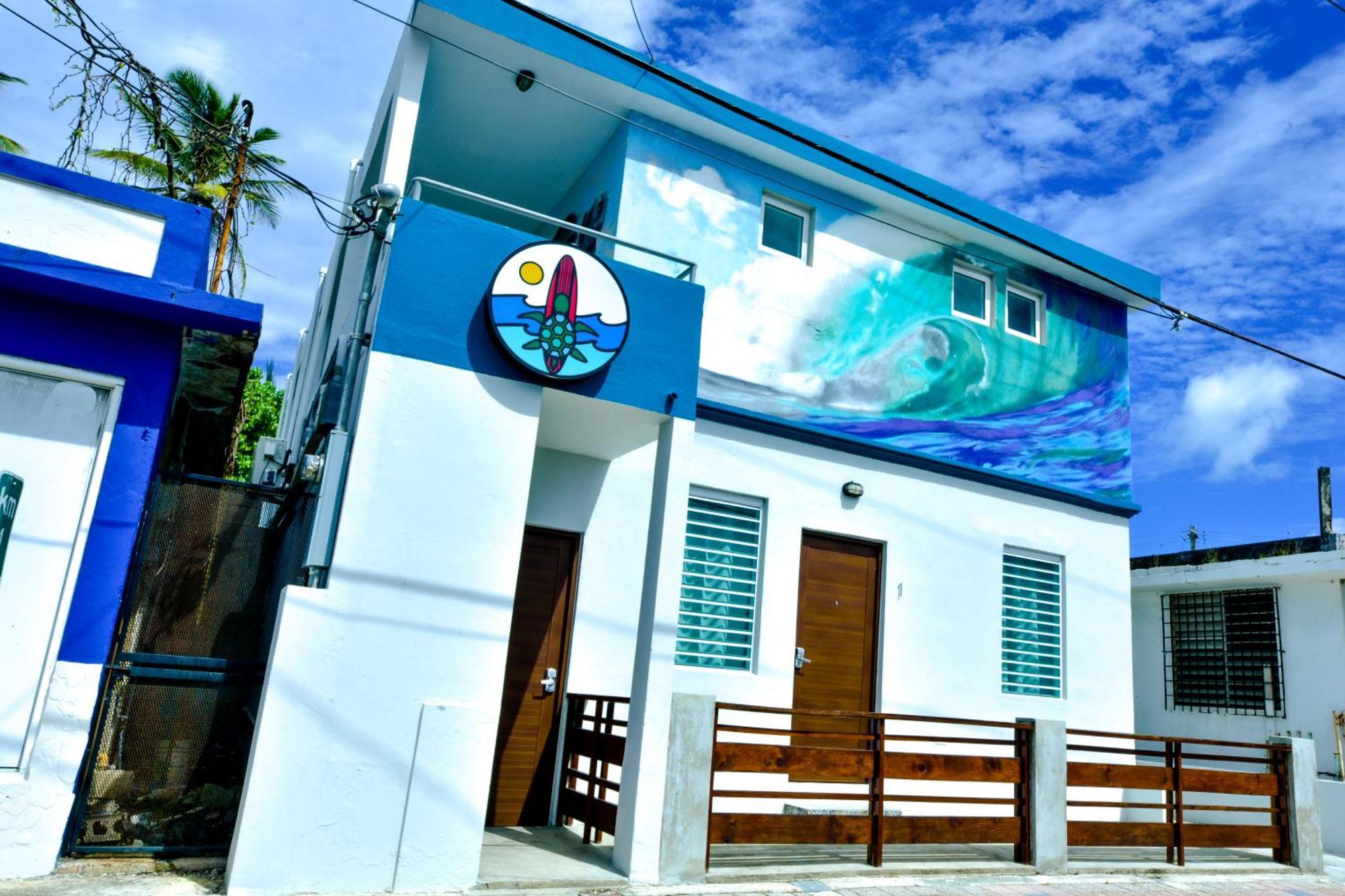 The Surfing Turtle Hotel Luquillo Exterior photo